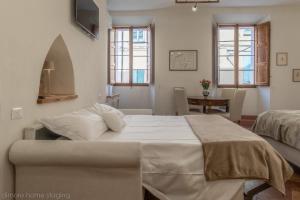 Camera Familiare con Bagno Privato