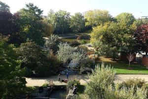 PARIS AUTHENTIC HOUSE Small, bright and calm studio