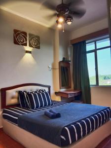 GloRy BeAch ResOrt private apartment