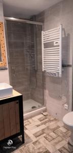Chalets LES FONTANILLES odeillo chalet 60 WIFI & PARKING gratuit expose plein sud & plein pied , draps & serviettes de toilettes non inclus, sabanas y toallas no incluidos : photos des chambres