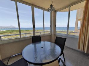 1ª linea del mar 2 habitaciones 2 baños, parking subterraneo incluido, mascotas