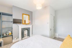 InTown - 60 second walk 2 Minster!