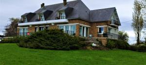 B&B / Chambres d'hotes La Bellevue Breville - B&B : Chambre Familiale - Vue sur Mer