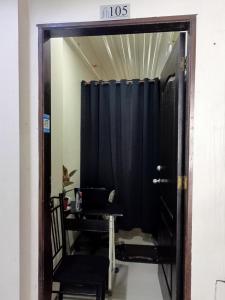 KASELDORZHOSTEL TRANSIENT at Moonwalk Paranaque