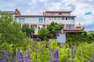 Apartments Zeljka - Palit