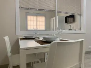 Casa Pablo IV AptºTranquilo, a cinco minutos del Puerto de la cruz - 洛斯雷亚莱霍斯