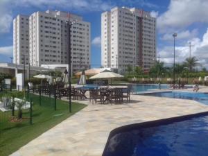 Piatã apartamento com Clube