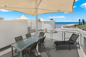 Grand Palais Boolarong Beachside Apartments