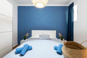 CHARMING 2 ROOMS APARTMENT, 3 beds-10 min walk to Las Canteras Beach