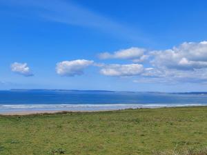 Maisons de vacances Holiday home with panoramic sea views, Plonevez-Porzay : photos des chambres