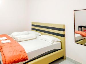 RedDoorz @ Makarios Hotel Poso