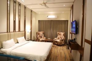 Hotel West End View A Unit of Hotel SC Residency