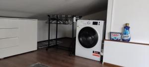 Мансардна Никол