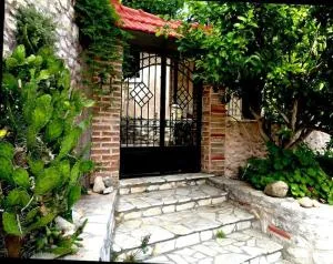 Panorea's Stone House - Káto Soulimá