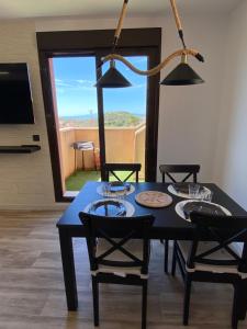 Precioso ático con vistas al mar y la montaña