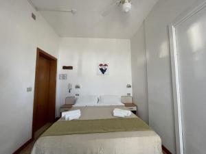 Hotel Alex