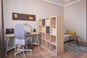 Brand New Cosy Apartment with a Working Space