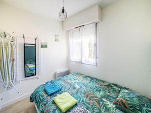 Appartements Appartement d'une chambre a Saint Jean de Monts a 100 m de la plage avec vue sur la mer terrasse amenagee et wifi : photos des chambres