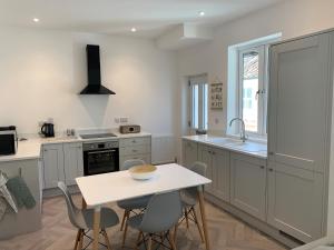 The Retreat - Stylish one bedroom apartment in Holt, Norfolk