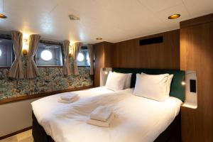 Hotelboot Koningin Emma I Kloeg Collection