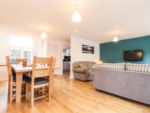 11 Towan Valley