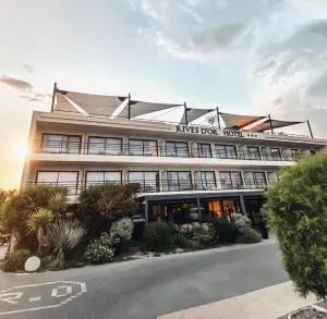 Rives d'Or Hôtel - لا سين سور مير