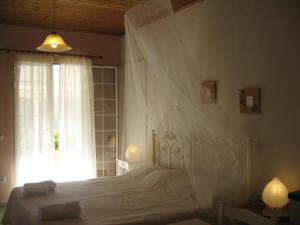 Superior Studio with Queen Bed