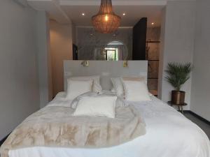 Saya Boutique Hotel