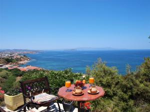 Emerald Apartment 2 Halepa