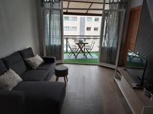 CÉNTRICO ÁTICO EN TORREDEMBARRA CON PARKING. - 阿尔塔夫拉