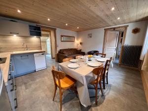 Appartements Gentianes 4 - Appartement centre village : photos des chambres