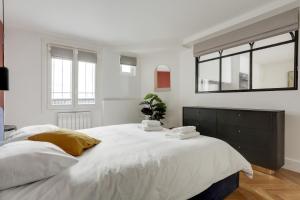 Apartments in the heart of Paris in Sentier