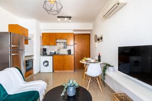 Johnys Spot in Larnaca