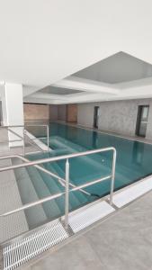 Studio 20qm mit Balkon und Innenpool - 22030