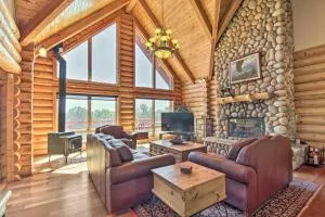 Hot Tub, Game Room and Theater Luxe Show Low Home - Snowflake