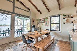 Dreamy Lake Norman Cottage w Panoramic Lake Views