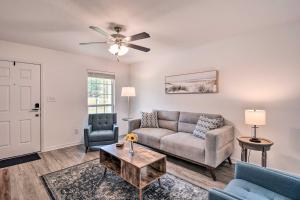 Magnolia Springs Cottage about 16 Mi to Beaches!