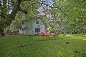 Tree-Lined Los Gatos Home with Spacious Deck! - Ben Lomond