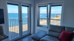 22 Waters Edge Banff