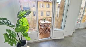 MaxBnb - T2 Balcon 50m2 - Climatisé - Ouest -