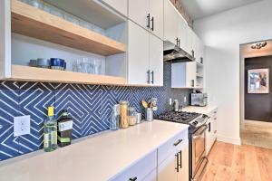 Chic Frida Kahlo Condo Less Than 4 Mi to Dtwn Austin