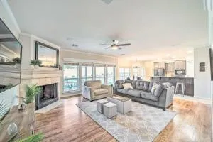 Pet-Friendly Tulsa Escape with Private Hot Tub! - Sapulpa Pet-Friendly Tulsa Escape with Private Hot Tub! - Sapulpa