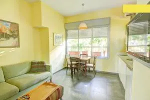 TLV Living Apartment - Qiryat Meʼir