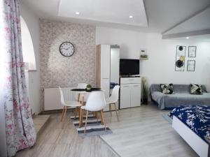 Melion Historical Center Apartment