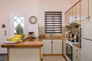 Margarets Beach House TINOS