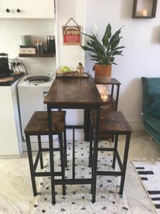 Maison du Bonheur l Art de vivre à la française Logement entier avec parking