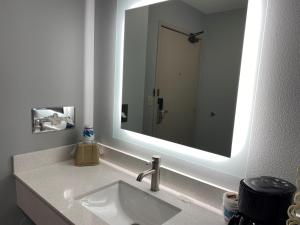 AmericInn by Wyndham Viroqua