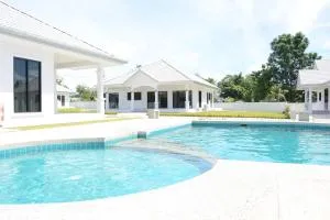 芒果海滩度假村 - 班武里府