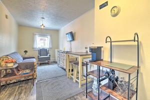 Cozy Sault St Marie Apartment - Walk to River