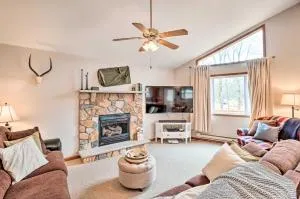 Albrightsville Cabin with Fire Pit Swim, Hike and Ski - Effort